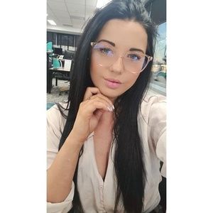 Meet your Posher, Jess